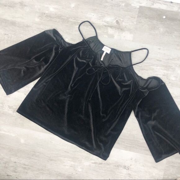 LAUNDRY BY SHELLI SEGAL | Black Velvet Peasant Top - Picture 11 of 11